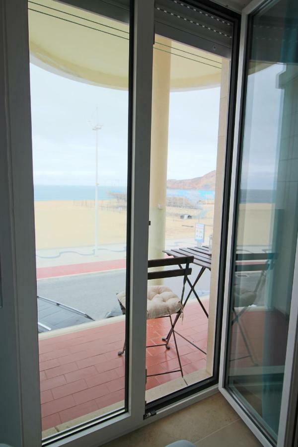 Holidays Nazare Marginal Exterior photo